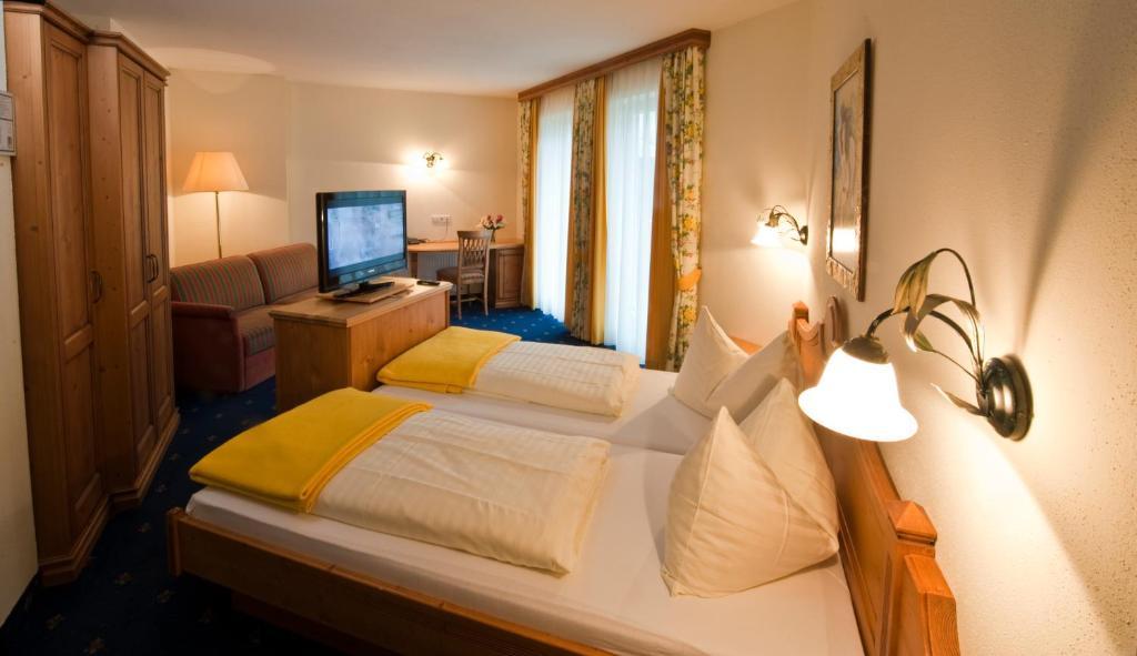 Hotel Hammerwirt - Forellenhof อุนเทอร์เทาเอิร์น ภายนอก รูปภาพ